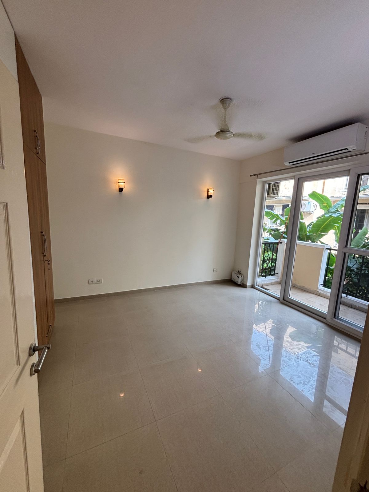 3 BHK Apartment For Rent in Emaar Emerald Estate