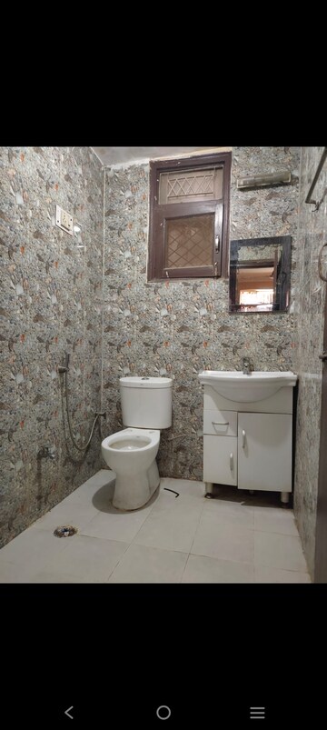 Master Bedroom in 2 BHK Builder Floor at Saket – for Rent