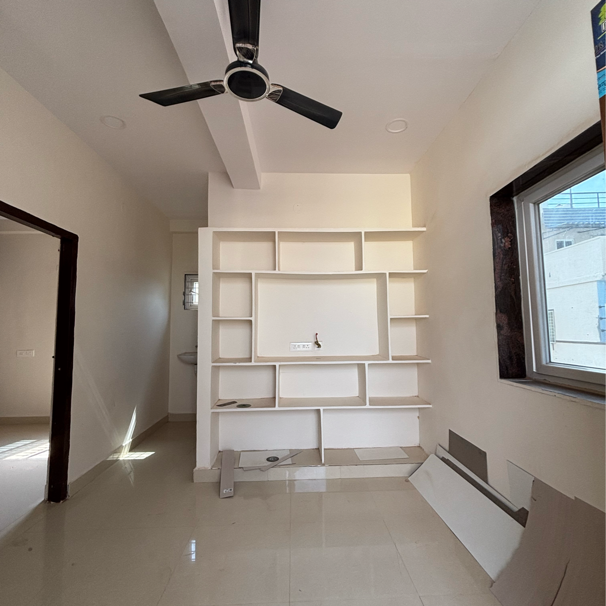 1 BHK + Pooja Room,Servant Room,Study Room 700 Sq.Ft. Apartment in Legend Flora Kondapur