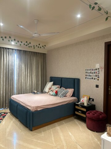 Bedroom in 4 BHK Apartment at DLF Westend Heights, Sector 53 – for Sale
