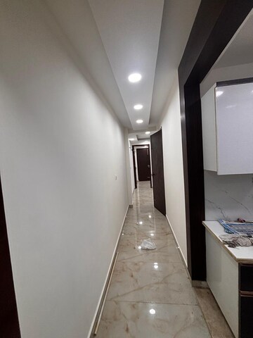 Building Lobby in 2 BHK Builder Floor at Govindpuri – for Sale