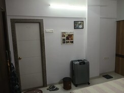 1 BHK Apartment For Sale in Je And Vee Om Trimurti