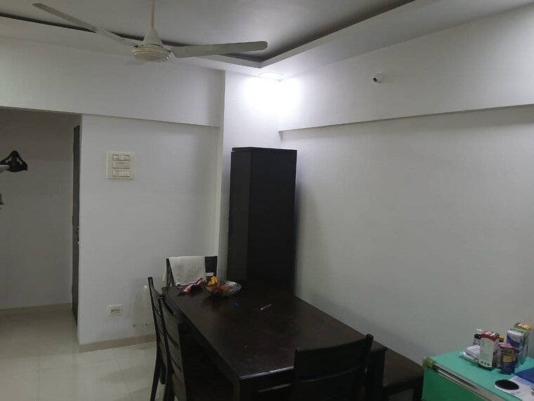 Living Room, je-and-vee-om-trimurti 1 Bedroom 395 Sq.Ft. Apartment In Malad East Mumbai 9148775