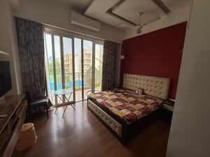Bedroom in 4 BHK Apartment at DLF The Summit, Dlf Phase V – for Sale