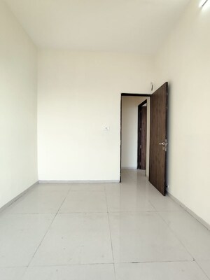2.5 BHK Apartment For Sale in Omkar Signet, Malad East