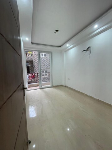 Room in 2 BHK Builder Floor at Chattarpur – for Rent
