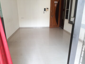 Room in 2 BHK Apartment at Shrinivas Crossover County F Wing, Sinhagad Road – for Sale