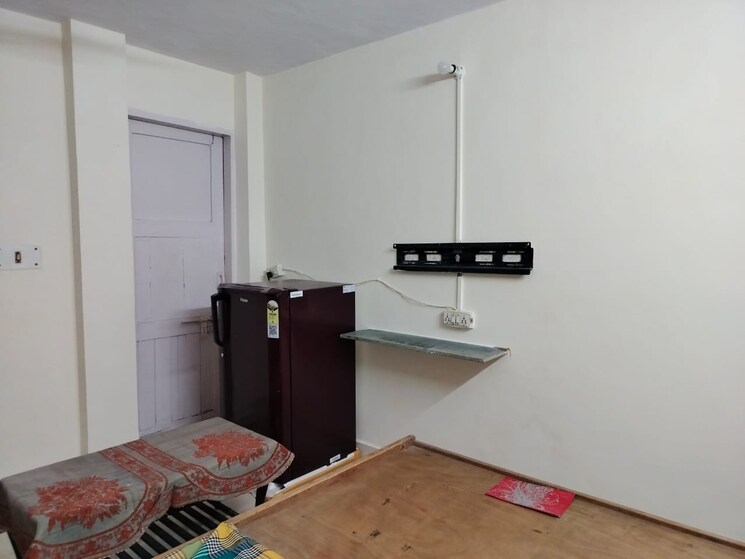 Bedroom, sarita vihar 1 RK 400 Sq.Ft. Apartment In Sarita Vihar Delhi 9148825