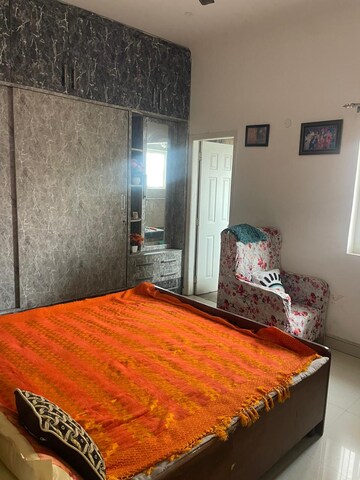 Bedroom in 4 BHK Villa at Paramount Golfforeste, Zeta I Greater Noida – for Rent