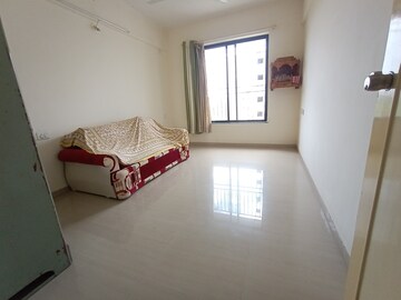 Room in 2 BHK Apartment at Shrinivas Crossover County F Wing, Sinhagad Road – for Sale