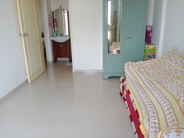 Bedroom, shrinivas-crossover-county-f-wing 2 Bedroom 1000 Sq.Ft. Apartment In Sinhagad Road Pune 9148847