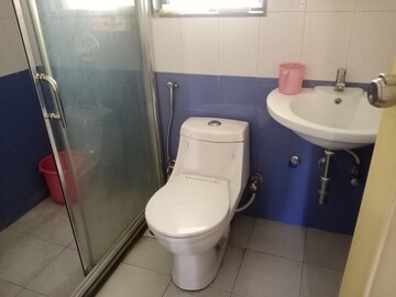 Bathroom in 2 BHK Apartment at Shrinivas Crossover County F Wing, Sinhagad Road – for Sale