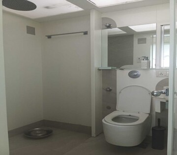 Bathroom in 2 BHK Apartment at Sion East – for Sale