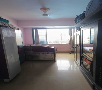 Bedroom in 1 BHK Apartment at Wadala West – for Sale