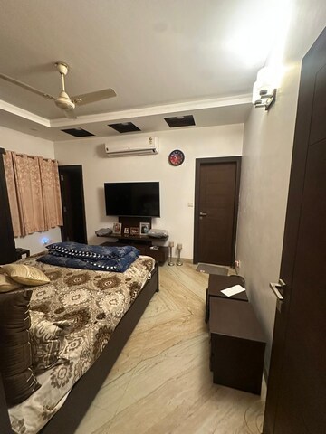 Bedroom in 4 BHK Apartment at Sarita Vihar – for Sale