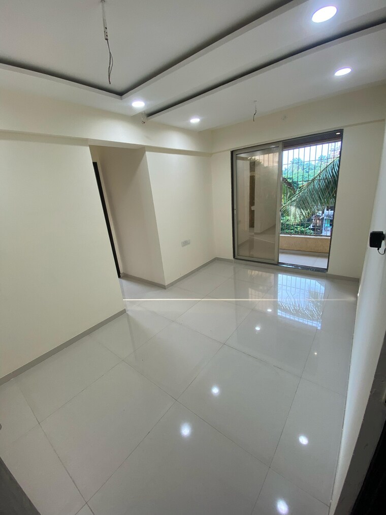 Room, ishwar-prabhakar 1 Bedroom 900 Sq.Ft. Apartment In Ambernath East Thane 9149019