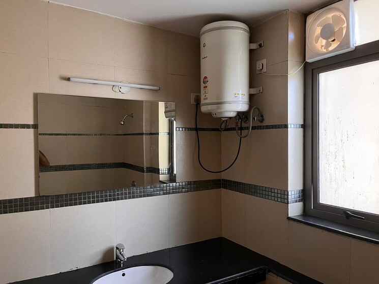 Kitchen, unitech-uniworld-gardens-2 2 Bedroom 973 Sq.Ft. Apartment In Sector 47 Gurgaon 9149036