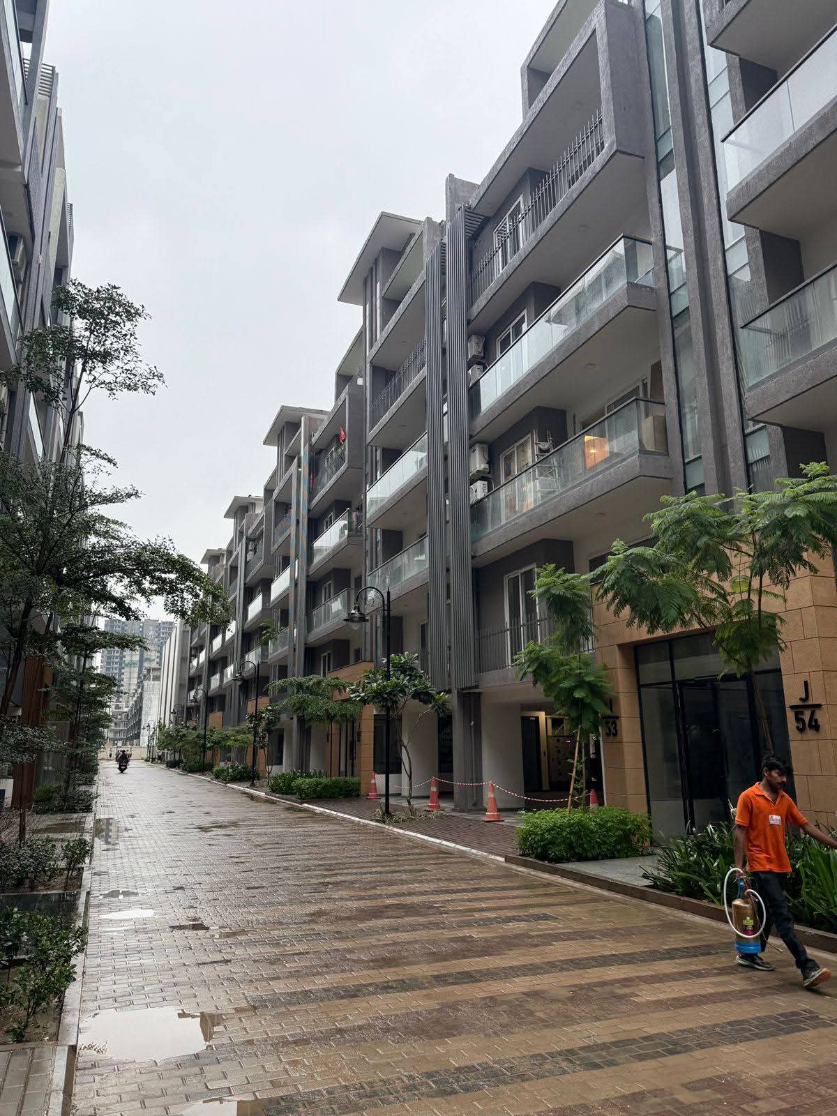 2.5 BHK + Study Room Builder Floor For Sale in Smart World Gems