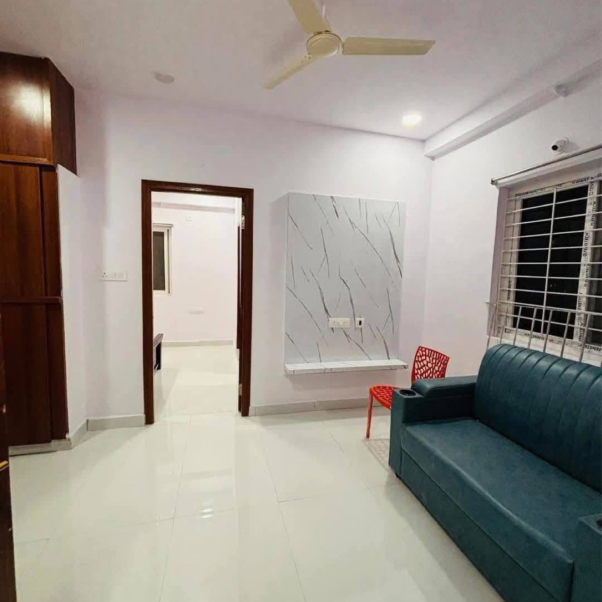 1 BHK + Pooja Room,Servant Room,Study Room,Extra Room 700 Sq.Ft. Apartment in Hari Priya Kondapur