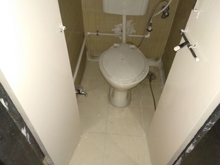 Bathroom, jk-hill-park 1 Bedroom 600 Sq.Ft. Apartment In Dhayari Pune 9149048