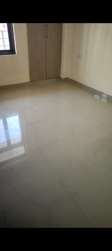 Room in 2 BHK Apartment at LandCraft River Heights, Raj Nagar Extension – for Rent