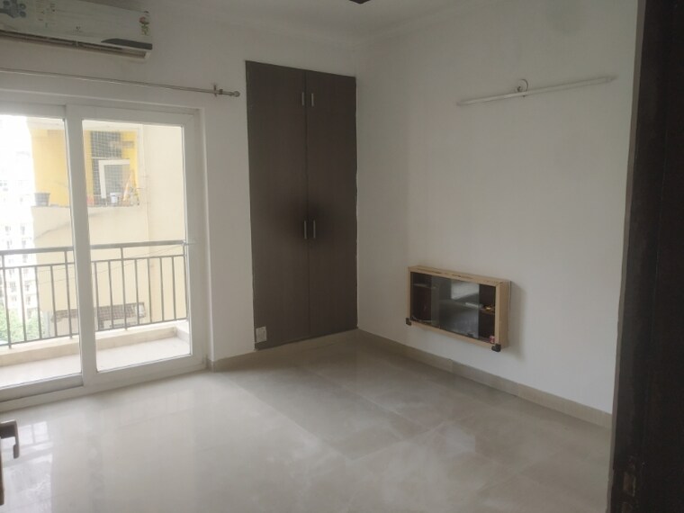 Room, paramount-floraville 3 Bedroom 1425 Sq.Ft. Apartment In Sector 137 Noida 9149113