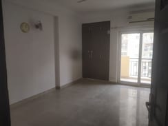 3 BHK Apartment For Sale in Paramount Floraville