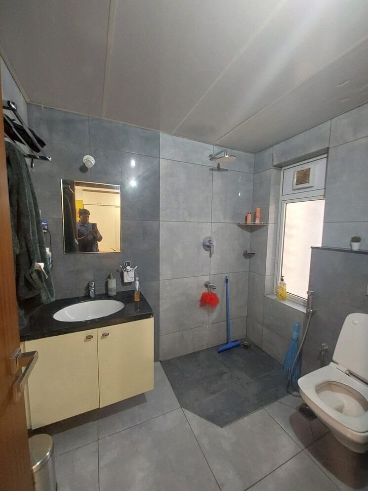 Bathroom, aparna-sarovar-zenith 2.5 Bedroom 1560 Sq.Ft. Apartment In Nallagandla Hyderabad 9149099