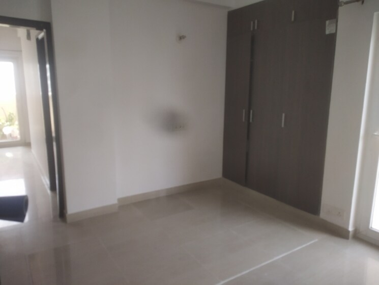 Room, paramount-floraville 3 Bedroom 1425 Sq.Ft. Apartment In Sector 137 Noida 9149161