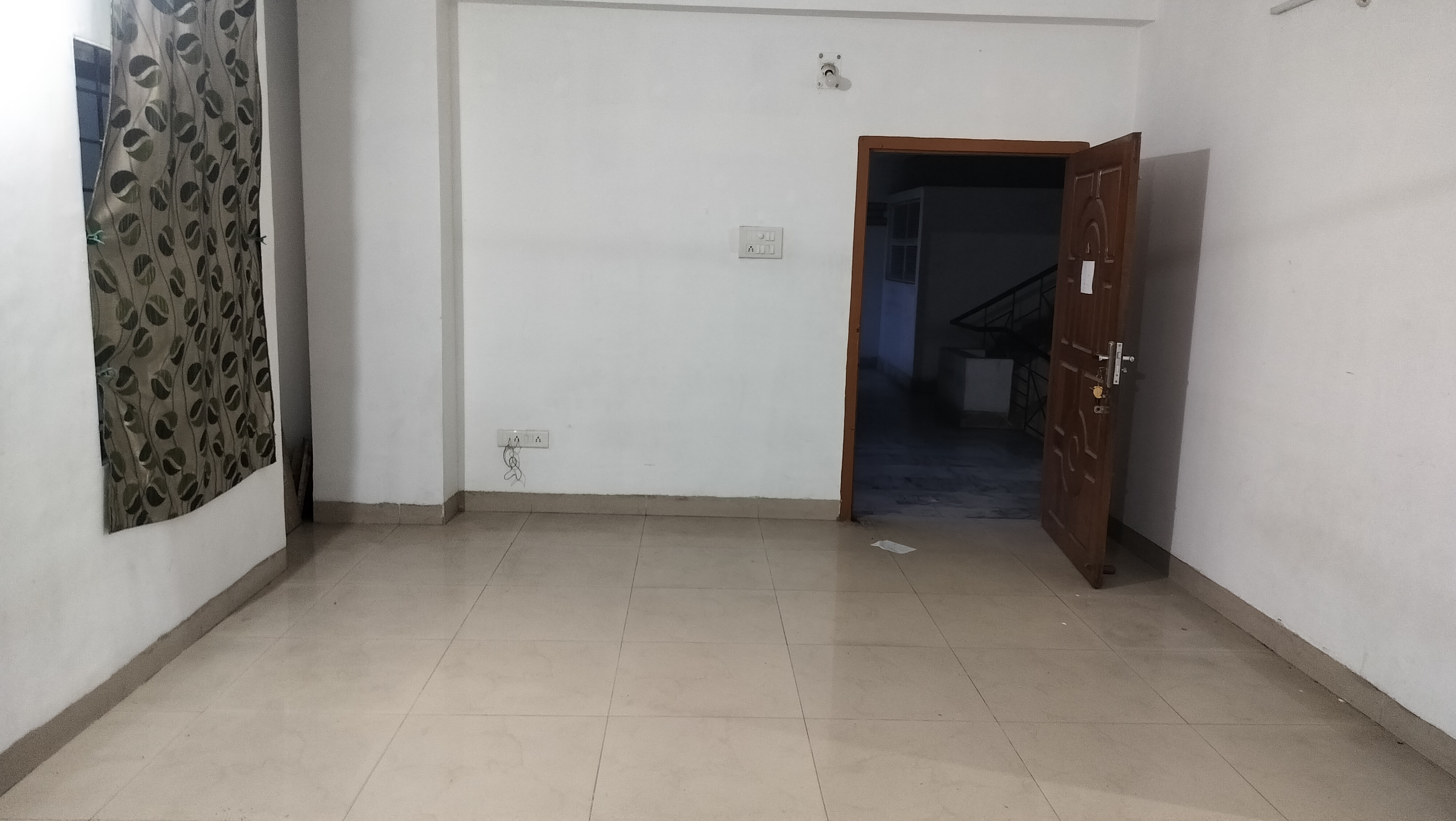2 BHK Apartment For Sale in Zoo Narengi Road