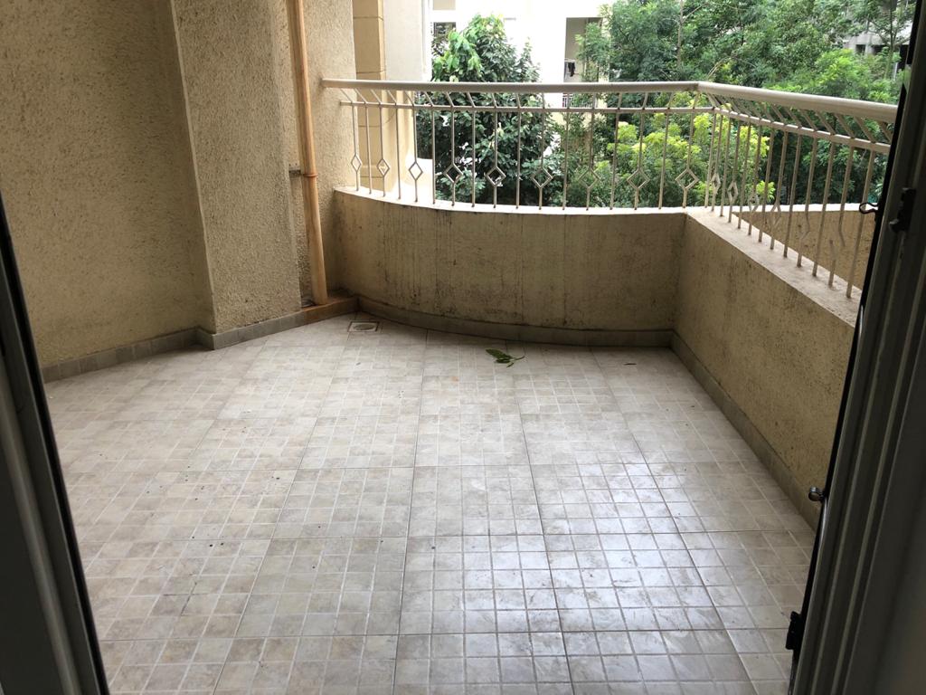 3 BHK + Servant Room 1500 Sq.Ft. Apartment in Paranjape Schemes Madhukosh