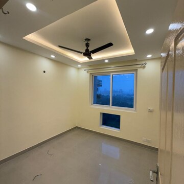 Furnished Amenities in 4 BHK Apartment at BPTP Park Prime, Sector 66 – for Rent