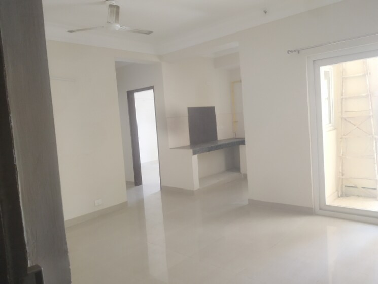 Room, paramount-floraville 2 Bedroom 1045 Sq.Ft. Apartment In Sector 137 Noida 9149263