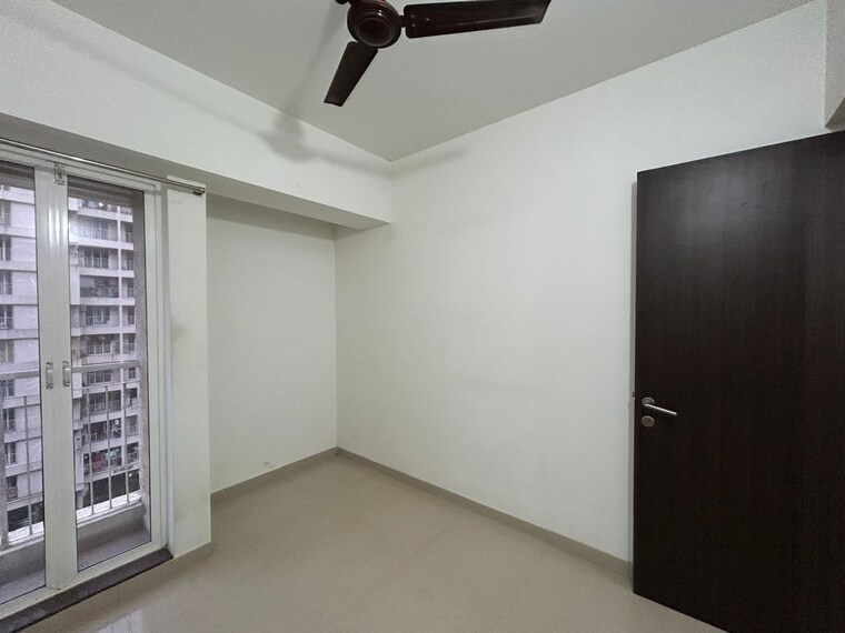 Room, hiranandani-delanna 2 Bedroom 720 Sq.Ft. Apartment In Ghodbunder Road Thane 9149248