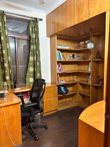 Gym in 3 BHK Apartment at Orchid Gardens, Sector 54 – for Rent