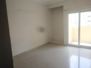 2 BHK Apartment For Sale in Paramount Floraville, Sector 137