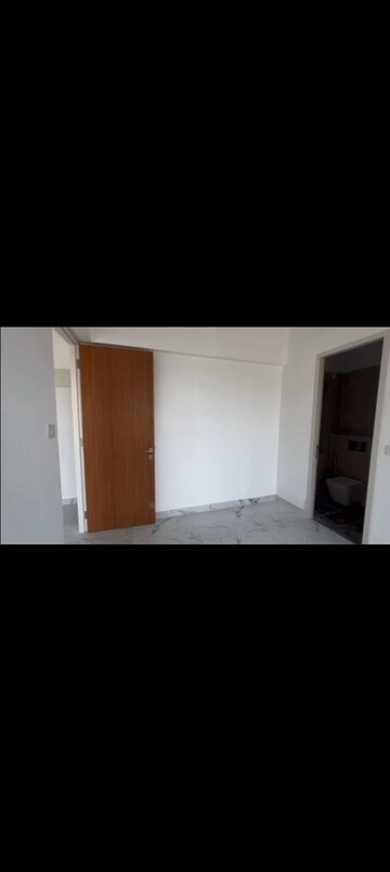 Room in 1 BHK Apartment at Dynamix Avanya, Dahisar East – for Sale