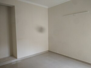 Room in 2 BHK Apartment at Paramount Floraville, Sector 137 – for Sale