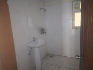 Bathroom in 2 BHK Apartment at Paramount Floraville, Sector 137 – for Sale