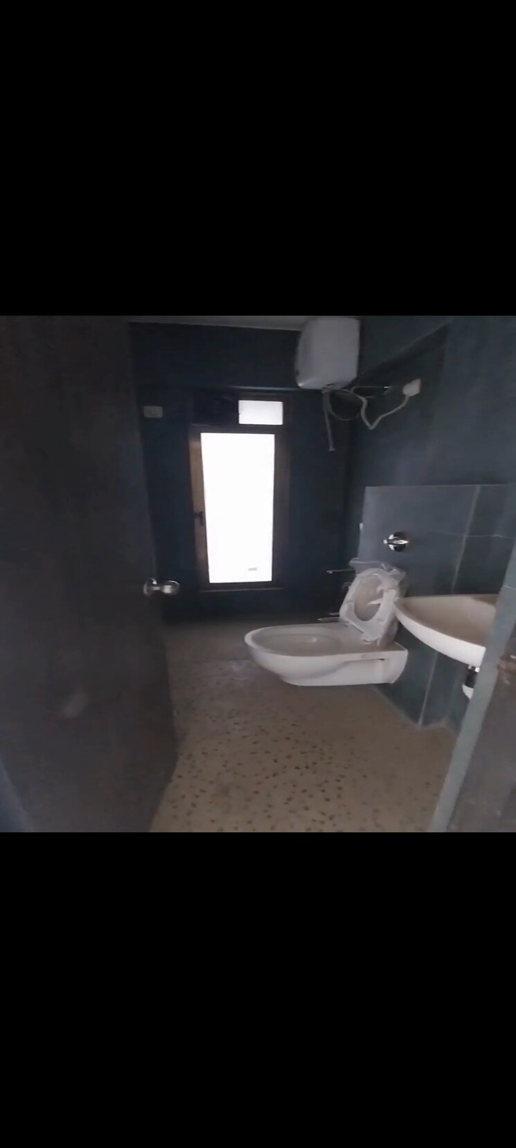 Bathroom, garodia-nagar 3 Bedroom 1000 Sq.Ft. Apartment In Ghatkopar East Mumbai 9149290