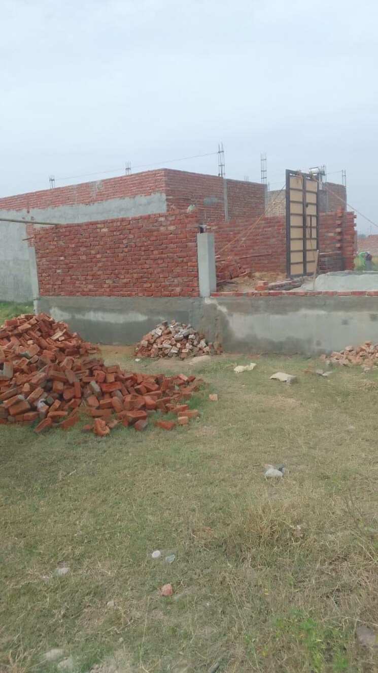 Living Room, bhopani  170 Sq.Yd. Plot In Bhopani Faridabad 9149350