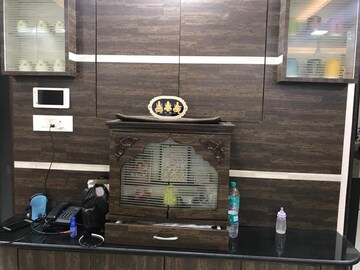 Furnished Amenities in 2 BHK Apartment at Kanakia Paris, Bandra East – for Rent