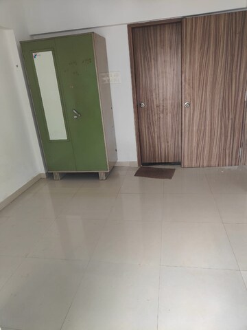 Room in 2.5 BHK Apartment at Miami Apartment, Dhayari – for Sale