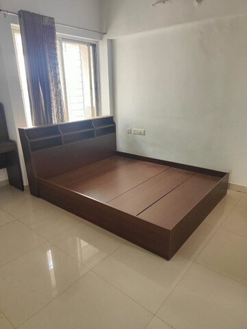 Room in 2.5 BHK Apartment at Miami Apartment, Dhayari – for Sale
