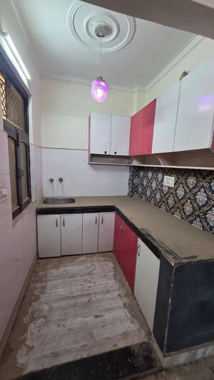 Master Bedroom in 1 BHK Builder Floor at Uttam Nagar – for Sale