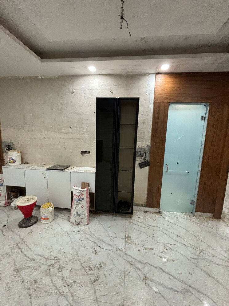 undefined, new industrial township 5 3.5 Bedroom 178 Sq.Yd. Builder Floor In New Industrial Township 5 Faridabad 9149400