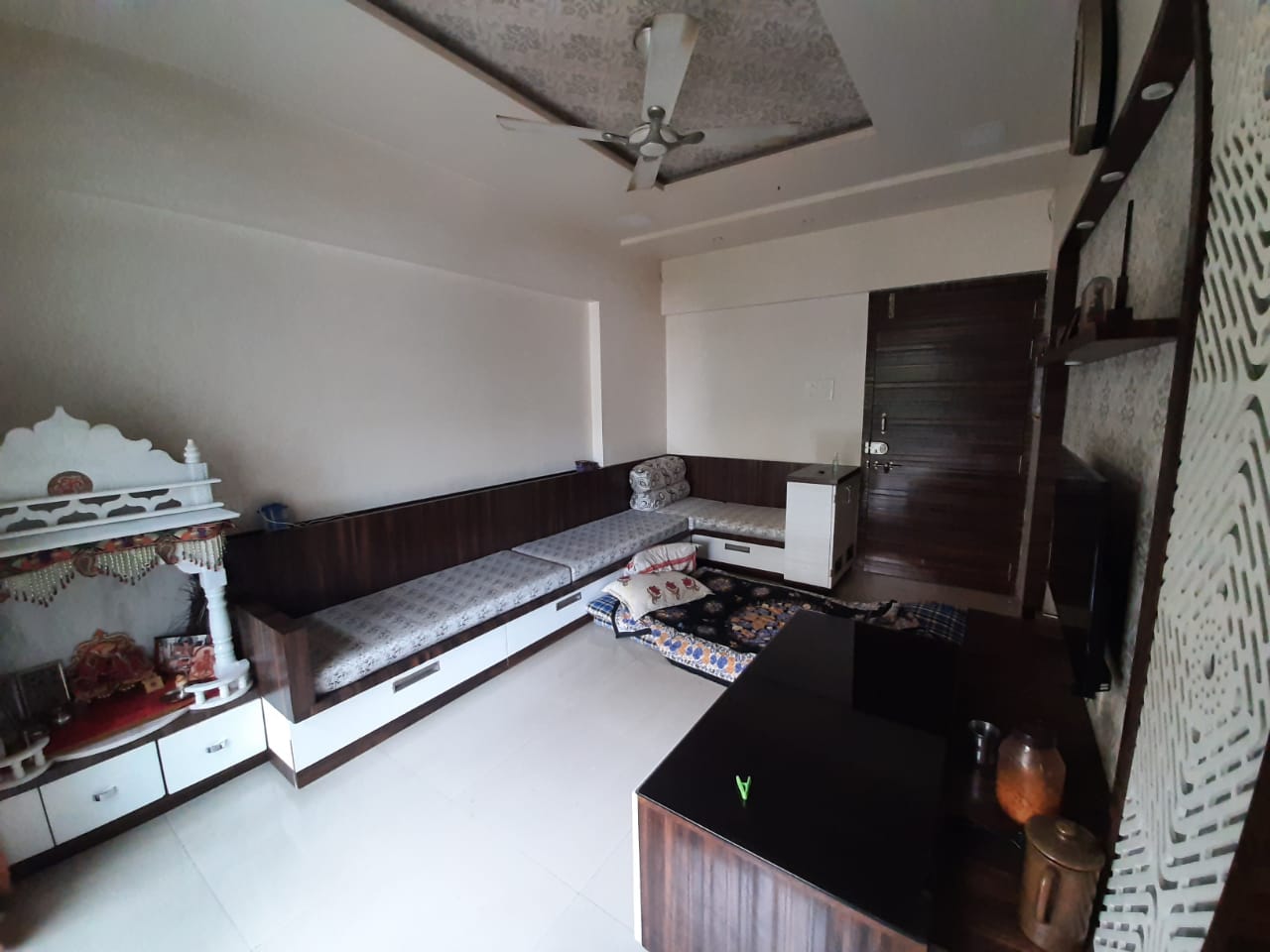 2 BHK + Servant Room Apartment For Sale in Miami Apartment