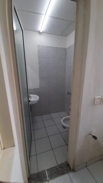 Master Bedroom in 3 BHK Apartment at Jaypee Moon Court, Jaypee Greens – for Sale