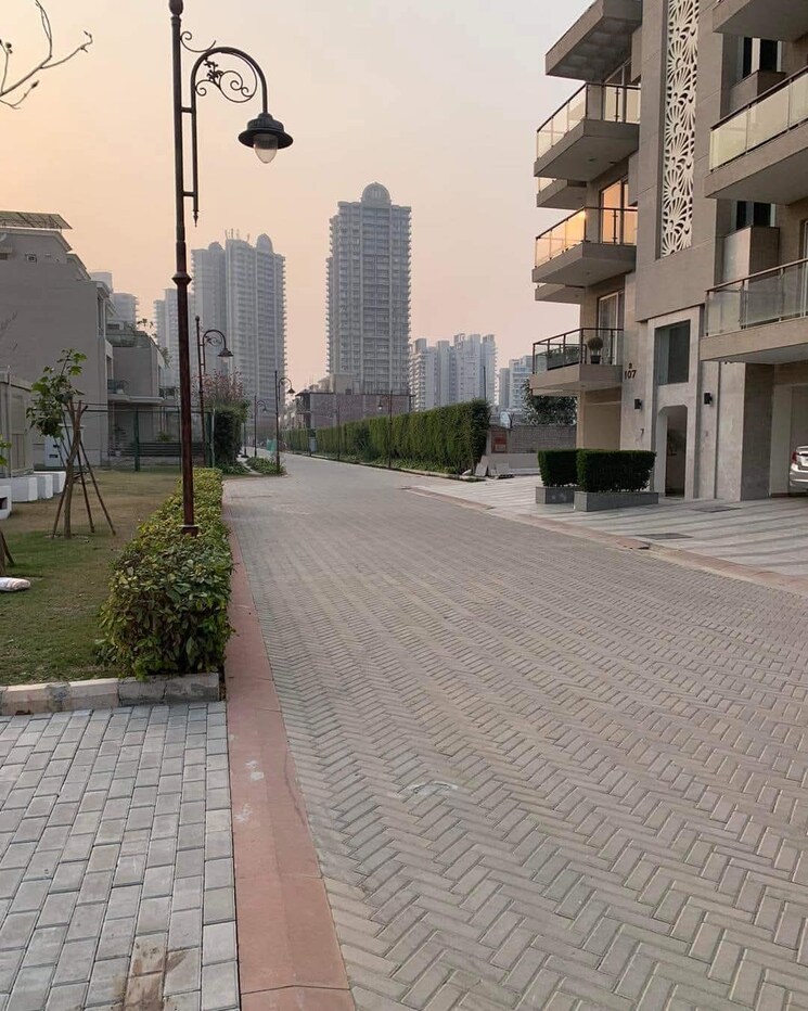 Exterior View, bptp-floors 4 Bedroom 300 Sq.Yd. Builder Floor In Sector 70 Gurgaon 9149430