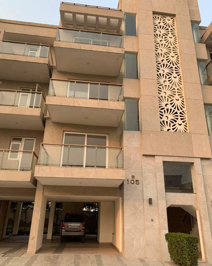 Exterior View, bptp-floors 4 Bedroom 300 Sq.Yd. Builder Floor In Sector 70 Gurgaon 9149430